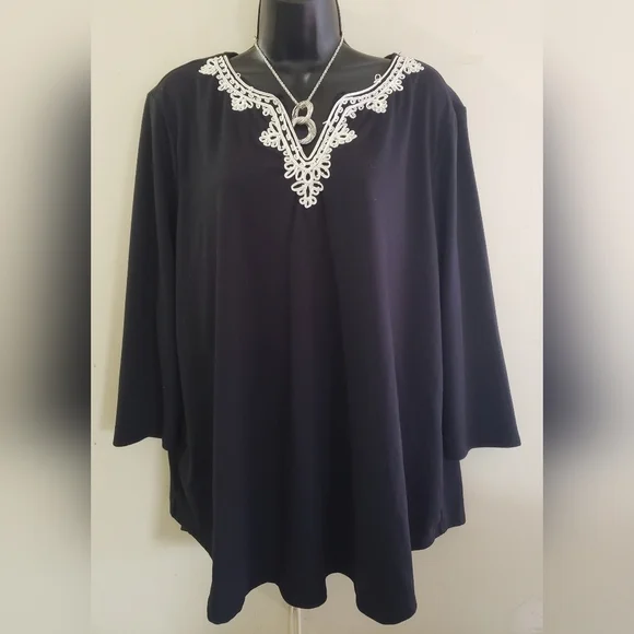 Ruby Rd/women's v-neck Top - Picture 7 of 7